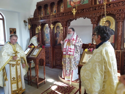 Освещаване на храма „Св. Архангел Михаил“ в село Ведрина